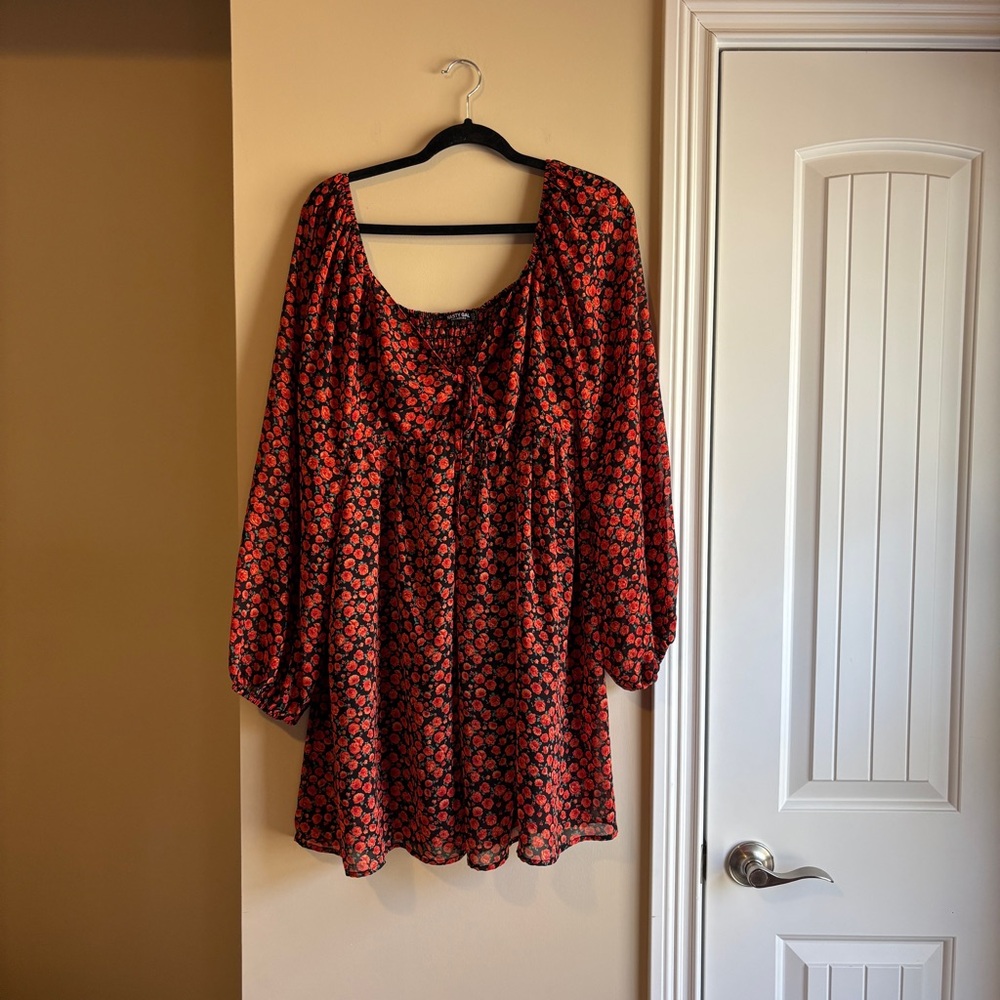 Stylish Red and Black Floral Dress